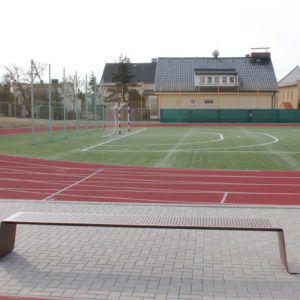 Sportovní areál při ZŠ Kravaře